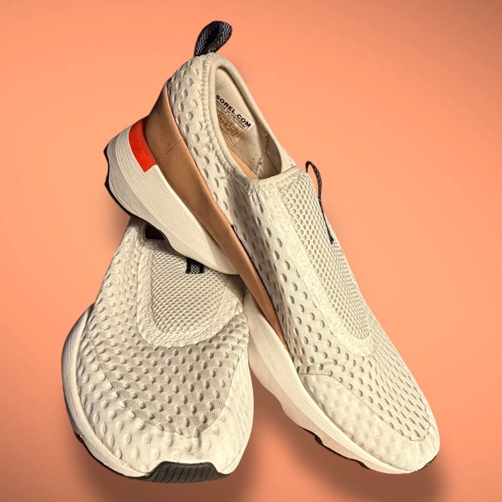 Woman's Size 10.5 SOREL Kinetic Tan And White Impact II Trainer Sneaker EUC